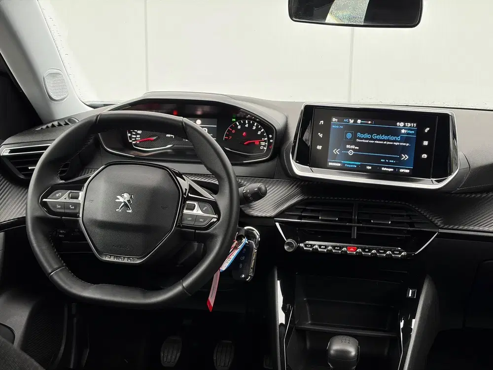 Peugeot 2008 1.2 Puretech 100pk Active uit 2020, foto 14