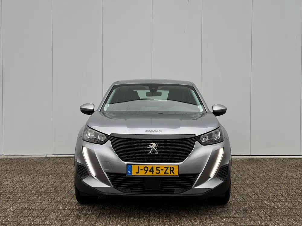 Peugeot 2008 1.2 Puretech 100pk Active uit 2020, foto 2