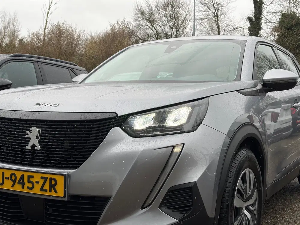 Peugeot 2008 1.2 Puretech 100pk Active uit 2020, foto 9