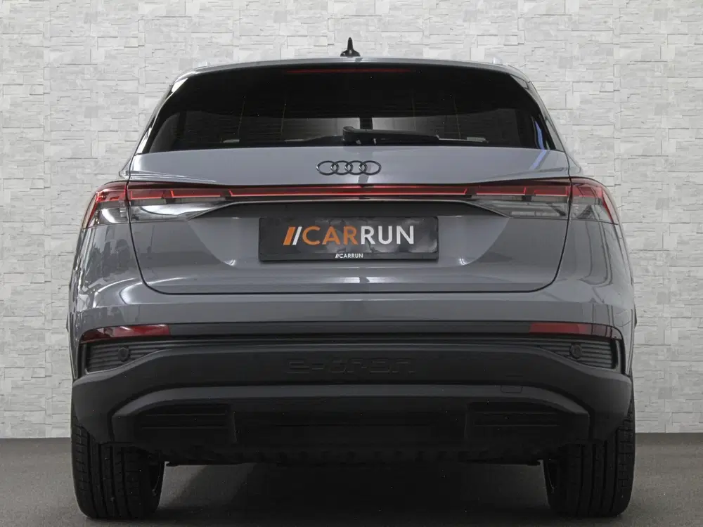 Audi Q4 e-tron 40 204pk 77 kWh uit 2023, foto 11