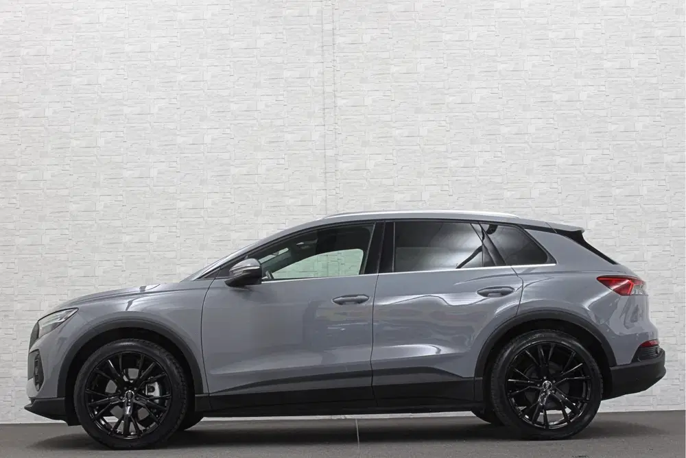 Audi Q4 e-tron 40 204pk 77 kWh uit 2023, foto 2