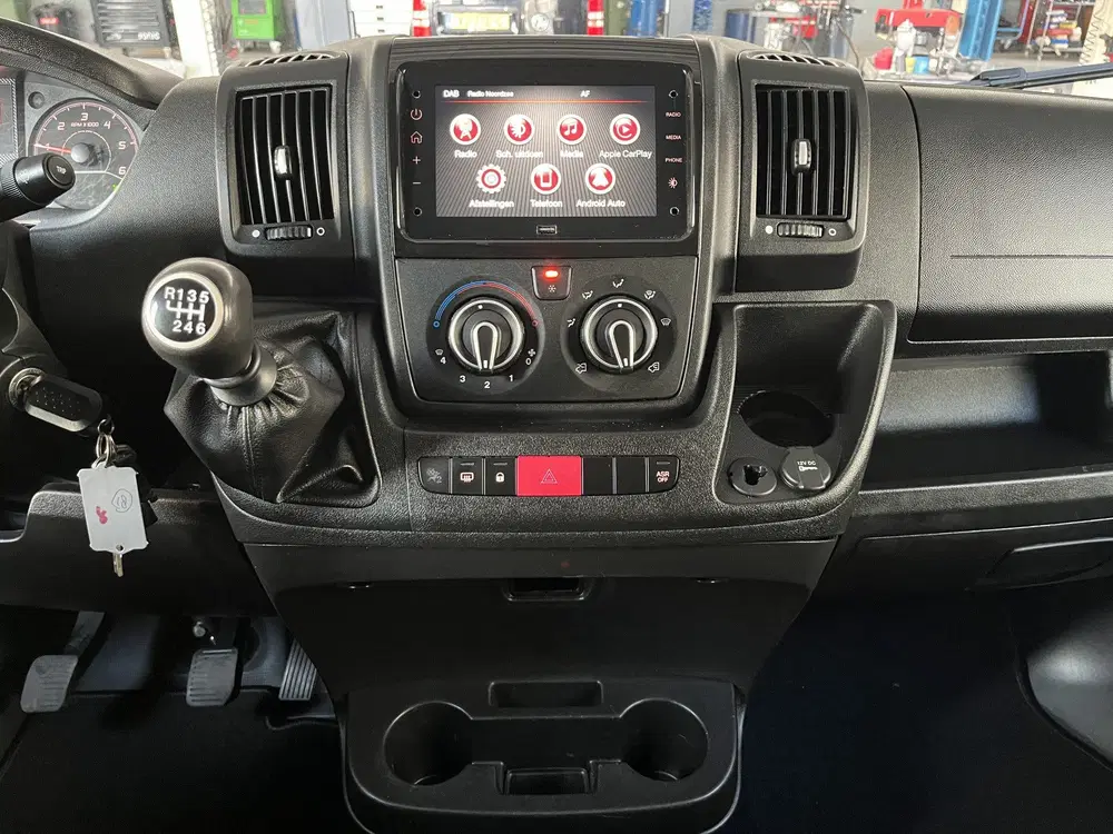 Opel Movano 2.2D 140 L3H2 Kastinrichting Airco Cruise uit 2023, foto 14
