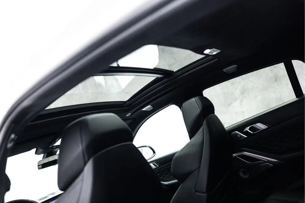 BMW X6 M Competition uit 2020, foto 15