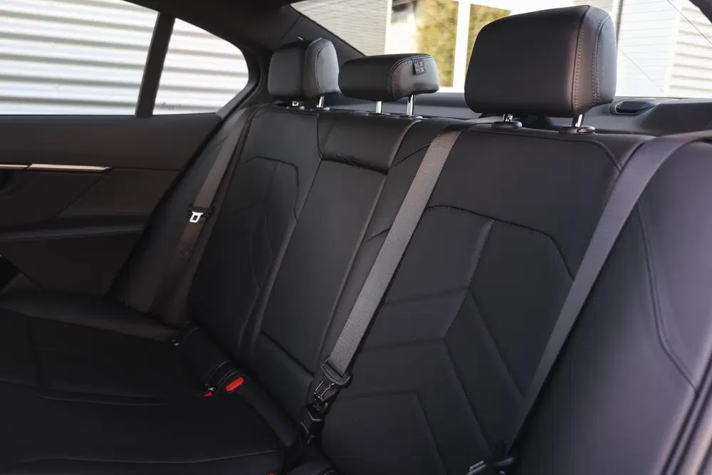 BMW 5-serie 520i M Sport Automaat uit 2025, foto 10