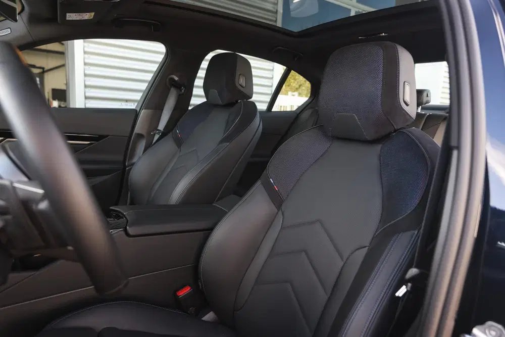BMW 5-serie 520i M Sport Automaat uit 2025, foto 11