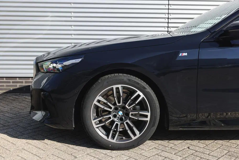 BMW 5-serie 520i M Sport Automaat uit 2025, foto 4