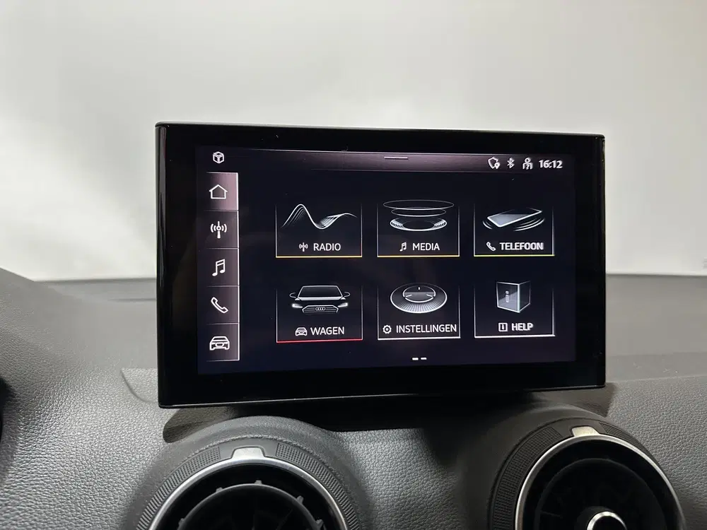Audi Q2 35 TFSI Advanced edition uit 2024, foto 14