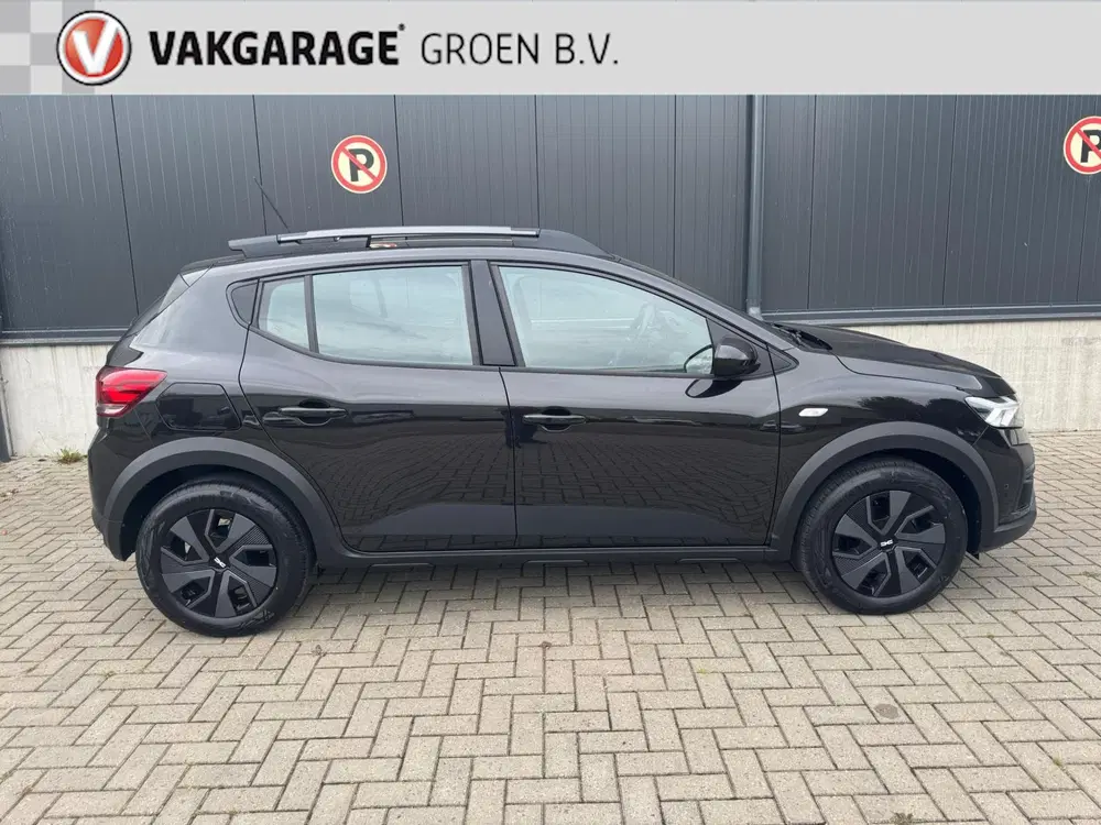 Dacia Sandero 1.0 TCe 90 Journey uit 2025, foto 2