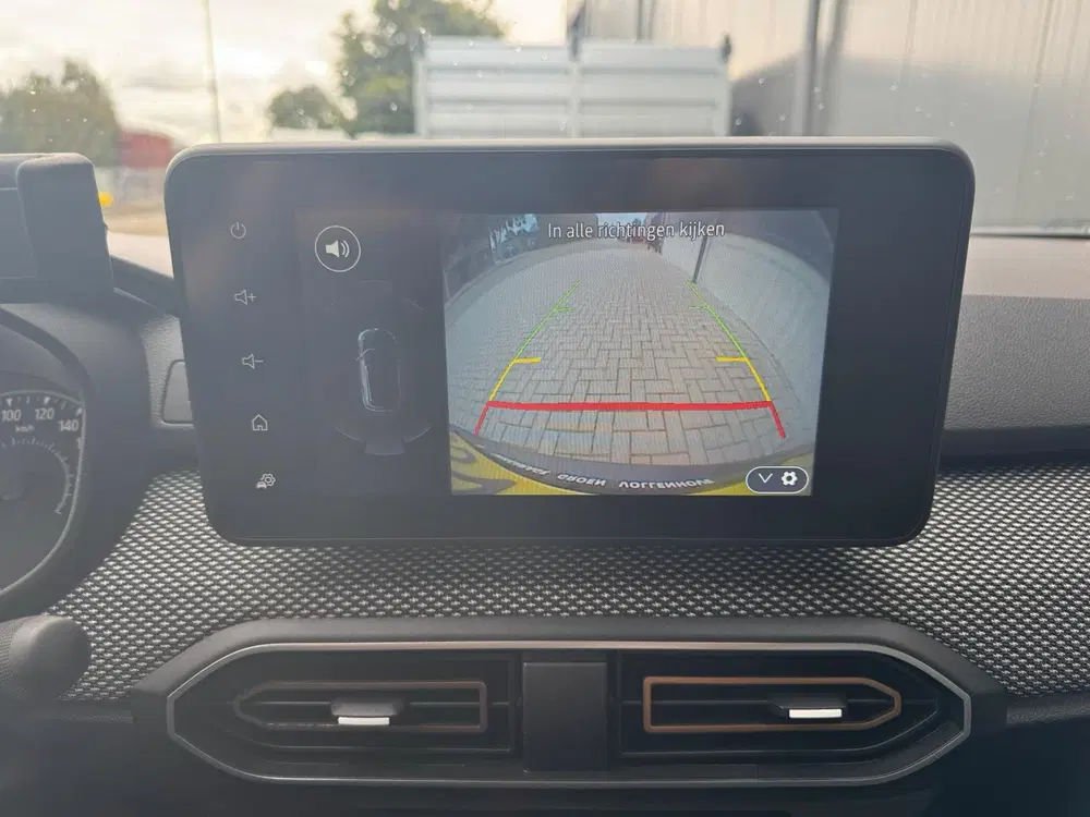 Dacia Sandero 1.0 TCe 90 Journey uit 2025, foto 6