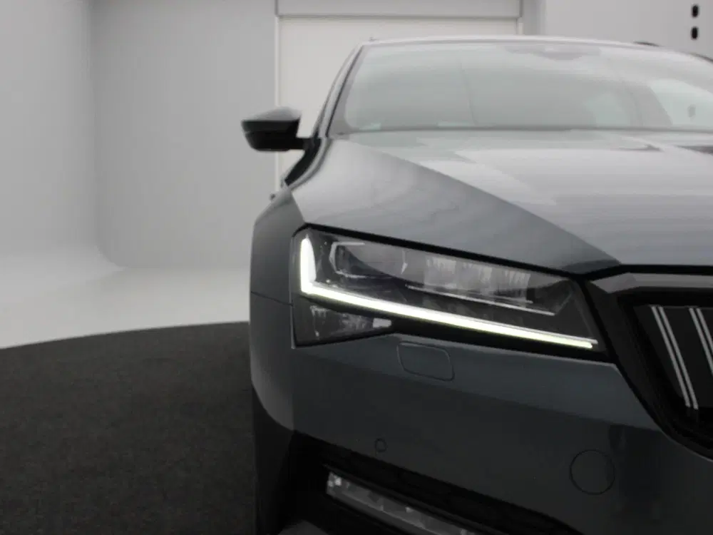 Skoda Superb 1.4 TSi 218 Pk iV Sportline Business uit 2020, foto 11