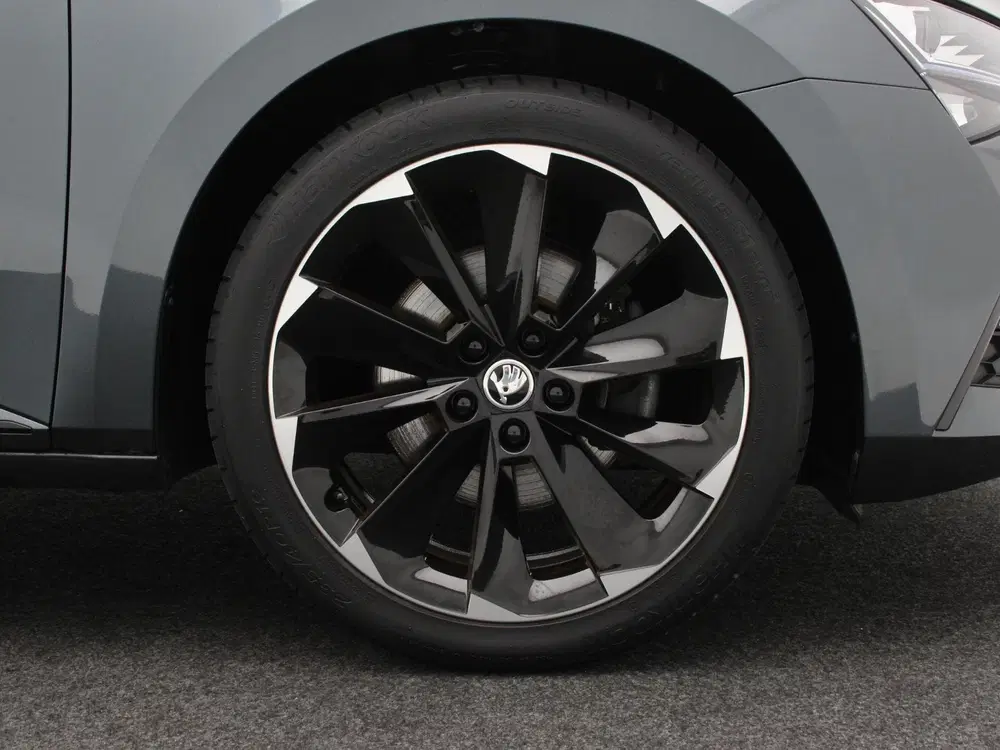 Skoda Superb 1.4 TSi 218 Pk iV Sportline Business uit 2020, foto 7
