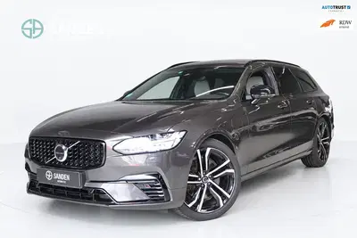 Volvo V90 2.0 T8 Plug-in hybrid AWD Plus Dark uit 2022
