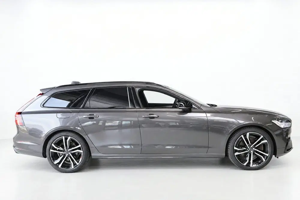 Volvo V90 2.0 T8 Plug-in hybrid AWD Plus Dark uit 2022, foto 11