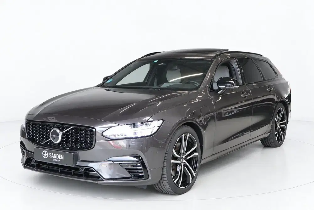 Volvo V90 2.0 T8 Plug-in hybrid AWD Plus Dark uit 2022, foto 9