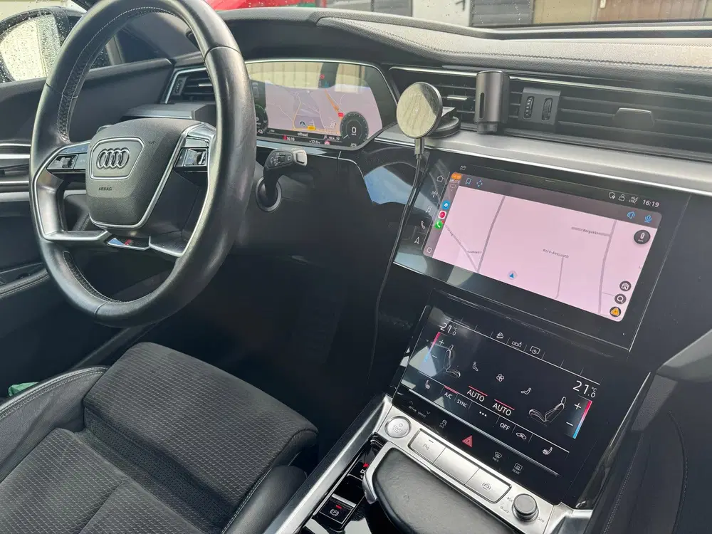 Audi e-tron 50 Quattro 313pk 2019 Zwart uit 2019, foto 10