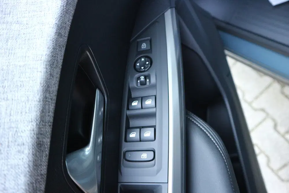 Peugeot 5008 1.2 Hybrid 145 Allure 7 ZITS CAMERA CRUISE uit 2025, foto 12