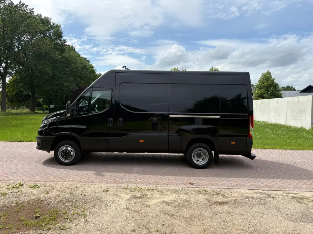 Iveco Daily C18 Hi Matic automaat lucht geremd 11.9 to uit 2020, foto 3