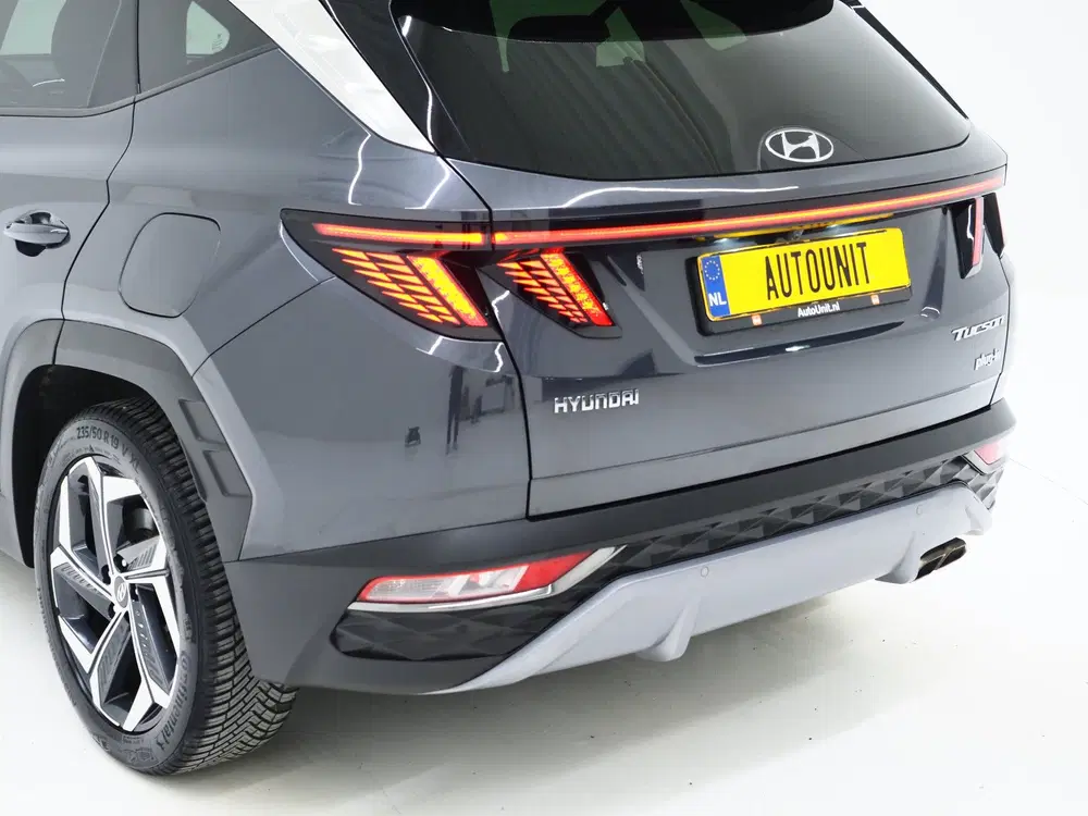 Hyundai TUCSON 1.6 T-GDI PHEV 4WD uit 2022, foto 15