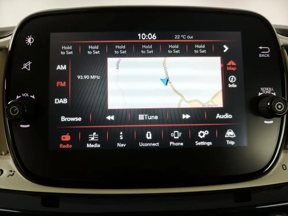 Fiat 500 1.0 Hybrid uit 2023, foto 13