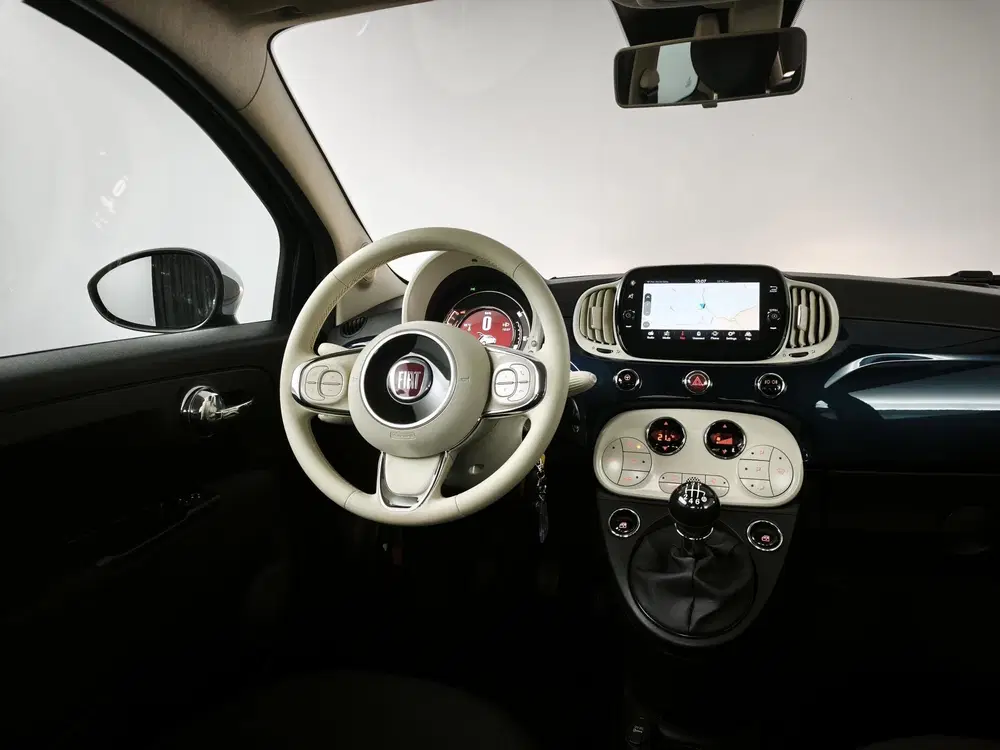 Fiat 500 1.0 Hybrid uit 2023, foto 9