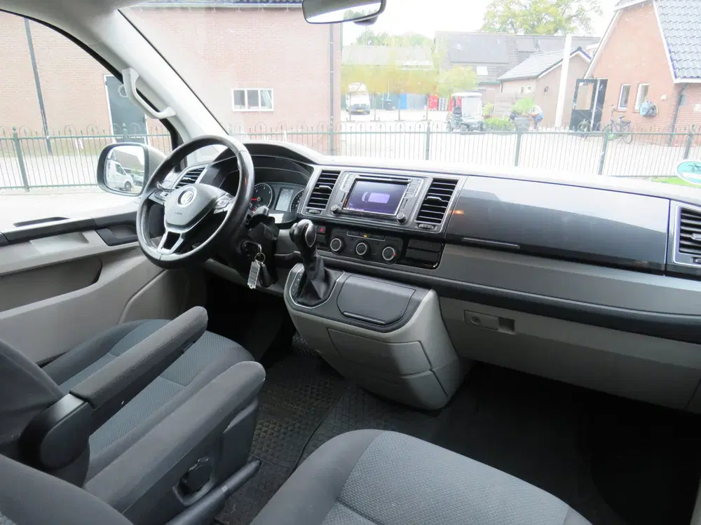 Volkswagen Transporter 2.0 TDI 150Pk DSG L2H1 DC Highline * uit 2019, foto 6