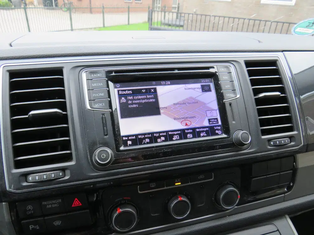 Volkswagen Transporter 2.0 TDI 150Pk DSG L2H1 DC Highline * uit 2019, foto 9