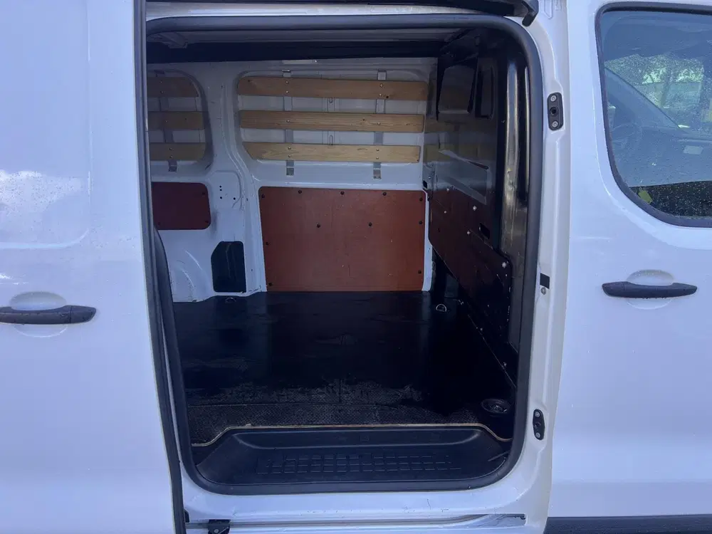 Citroën Jumpy Citroen Jumpy bestel 1.5 BlueHDI 100 M Clu uit 2022, foto 15