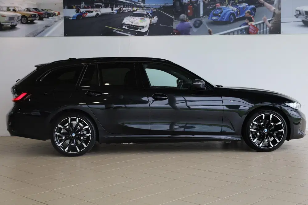 BMW 3-serie Touring 330e M Sport uit 2026, foto 3