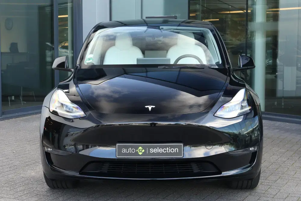 Tesla Model Y Long Range AWD 75 kWh uit 2023, foto 8