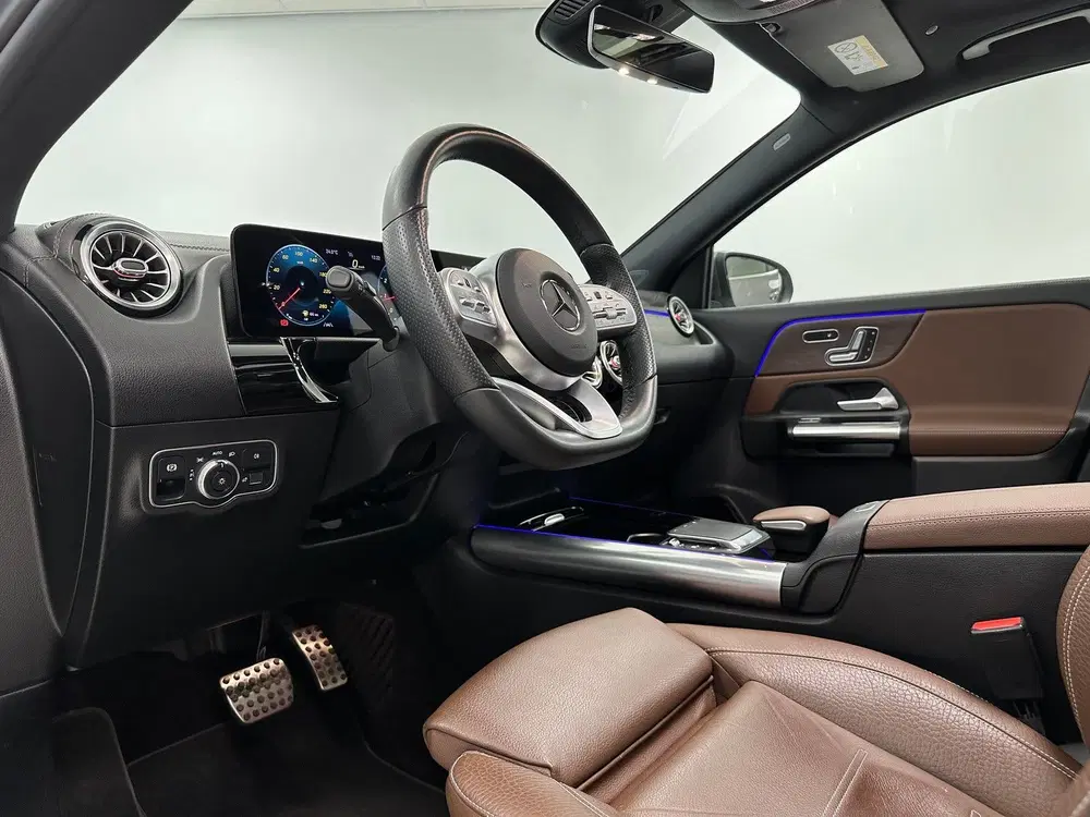 Mercedes-Benz GLA GLA 200 AMG Premium Plus uit 2020, foto 7