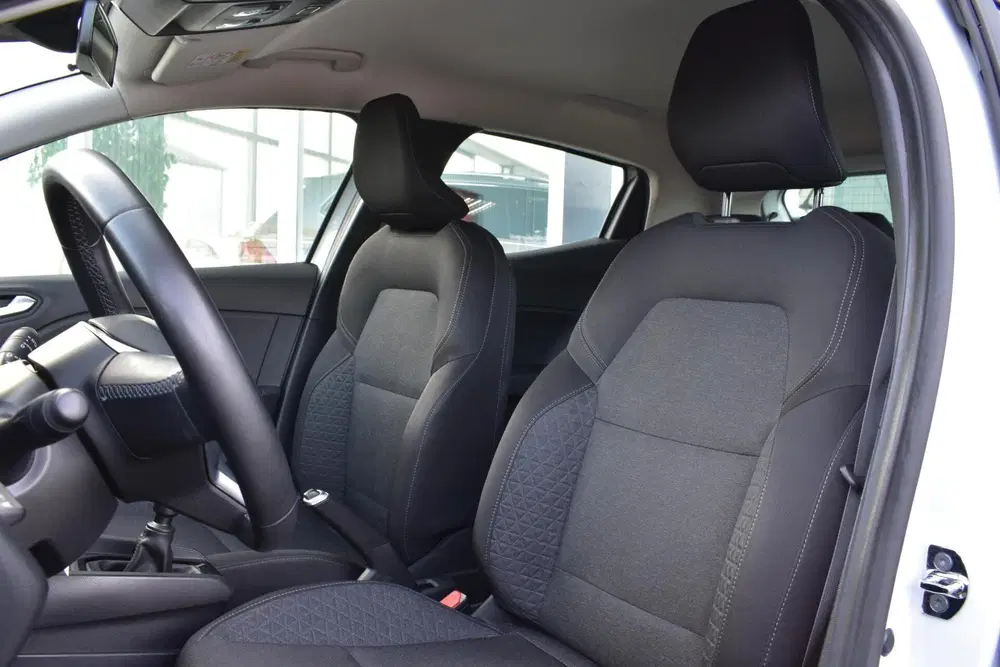 Renault Clio 1.0 TCe Zen uit 2021, foto 5