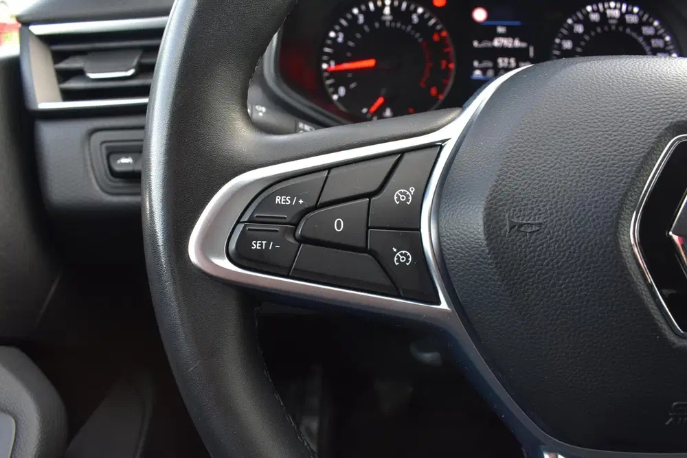 Renault Clio 1.0 TCe Zen uit 2021, foto 8