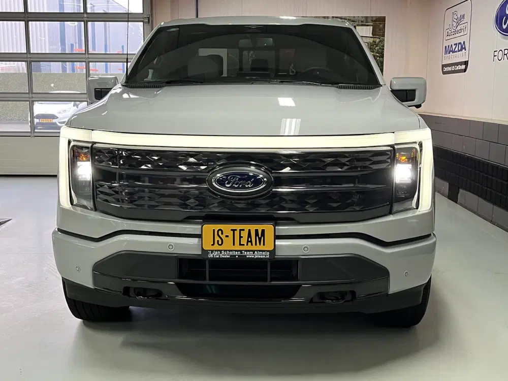 Ford F 150 USA F-150 Lightning Platinum Extended Rang uit 2026, foto 11