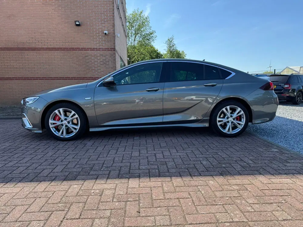 Opel Insignia SPORT 2.0 BiTurbo 4x4 GSi Exclusive uit 2019, foto 8