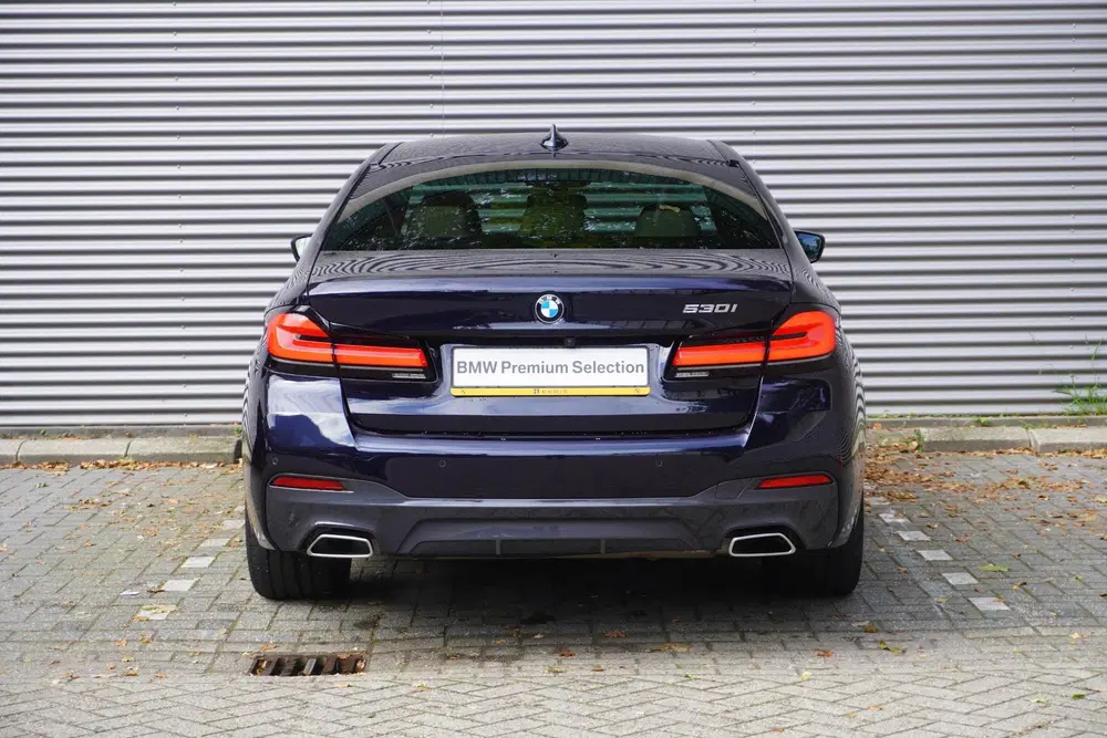 BMW 5-serie 530i Sedan uit 2020, foto 5
