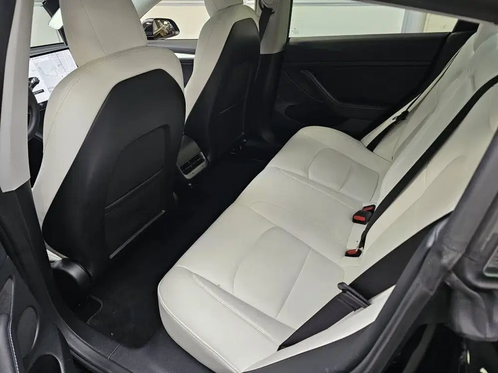 Tesla Model 3 Long Range AWD 75kWh uit 2021, foto 10