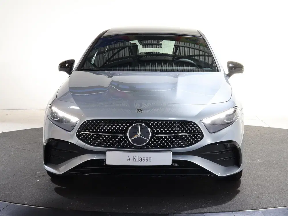 Mercedes-Benz A-Klasse 180 Business Solution AMG uit 2026, foto 3
