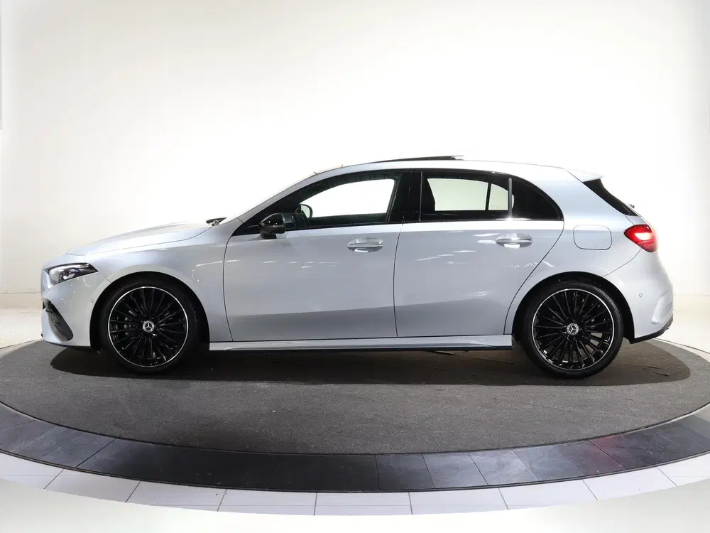 Mercedes-Benz A-Klasse 180 Business Solution AMG uit 2026, foto 5