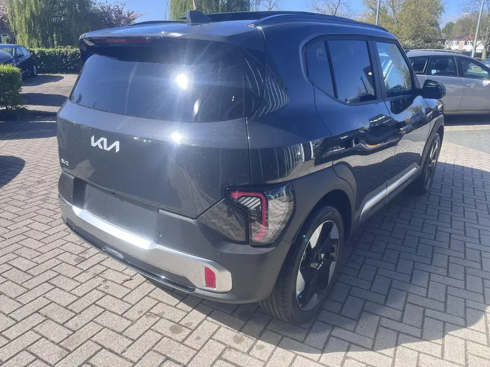 Kia EV2 Plus Advanced 42.2 kWh 4p. TIJDELIJK EXTRA uit 2026, foto 2