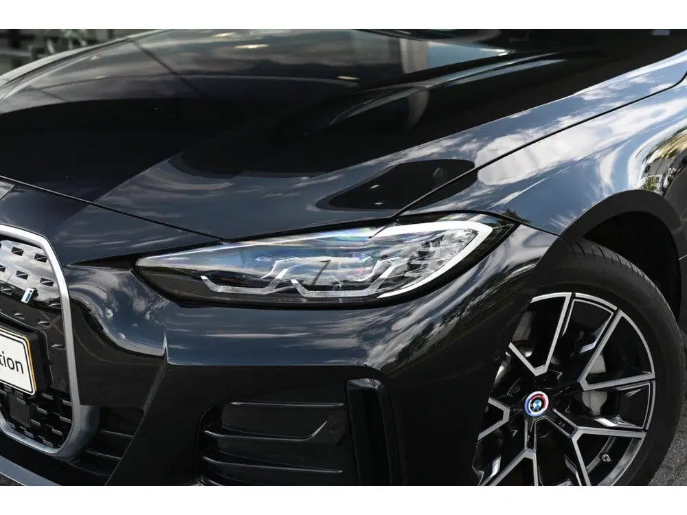 BMW i4 eDrive40 M Sport uit 2022, foto 10