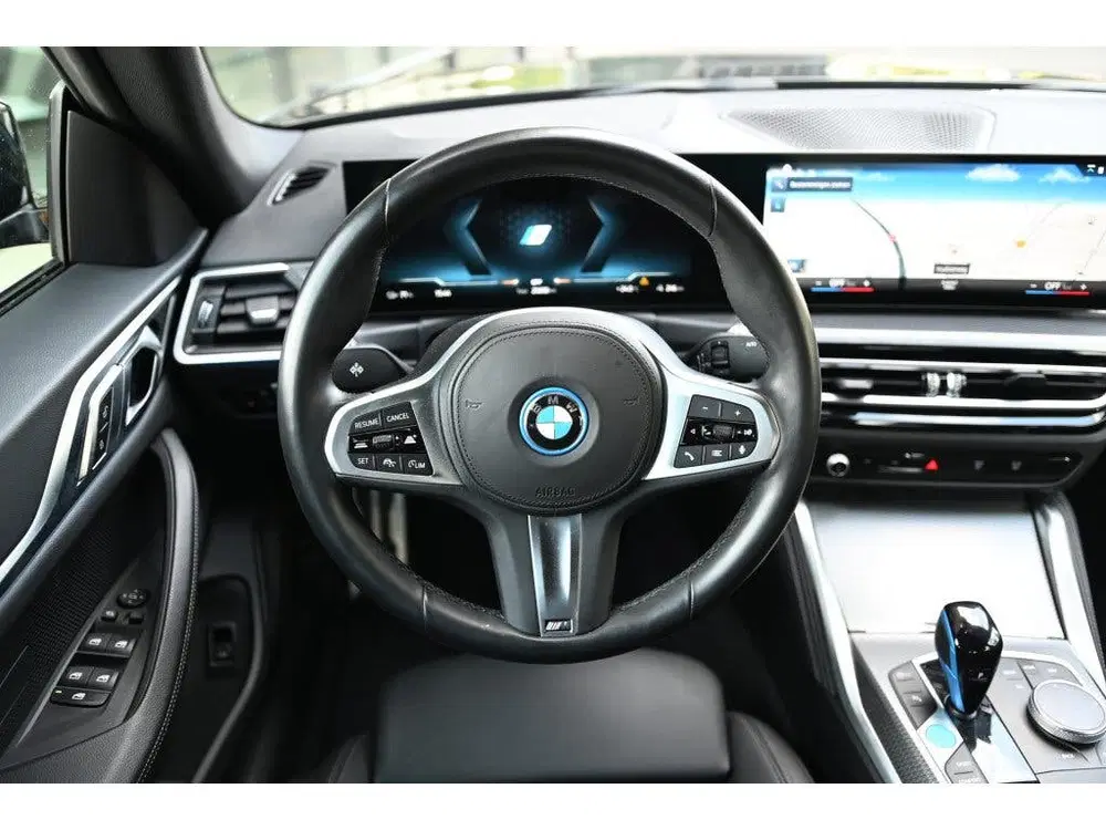 BMW i4 eDrive40 M Sport uit 2022, foto 13