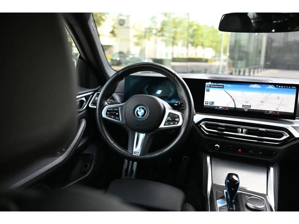 BMW i4 eDrive40 M Sport uit 2022, foto 7