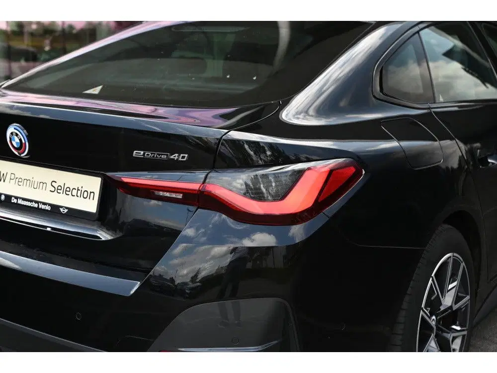 BMW i4 eDrive40 M Sport uit 2022, foto 8