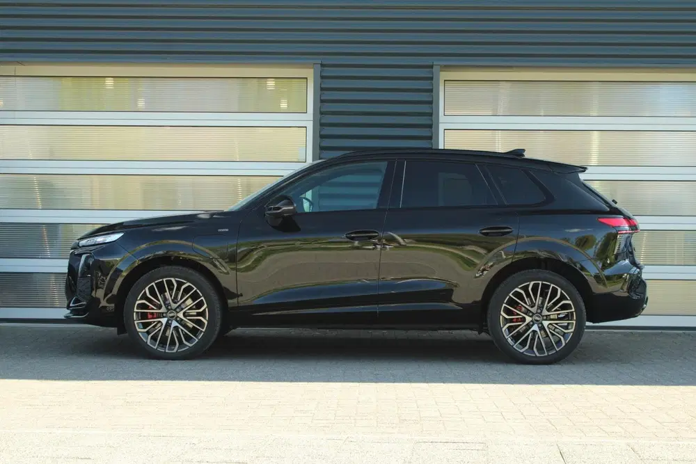 Audi Q3 1.5 e-hybrid 272pk S Edition uit 2026, foto 12