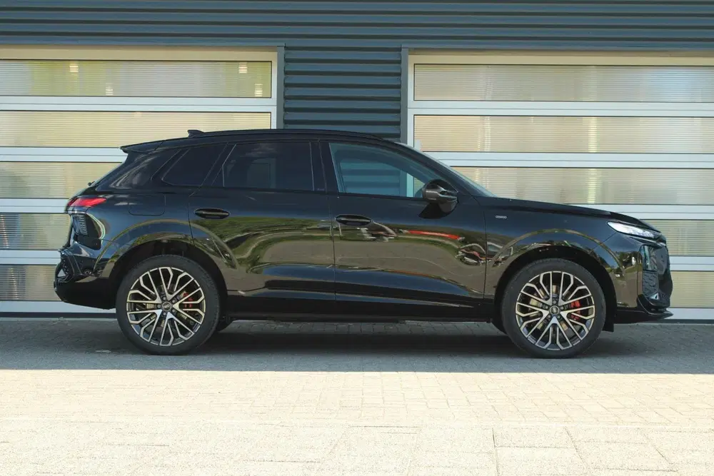 Audi Q3 1.5 e-hybrid 272pk S Edition uit 2026, foto 3