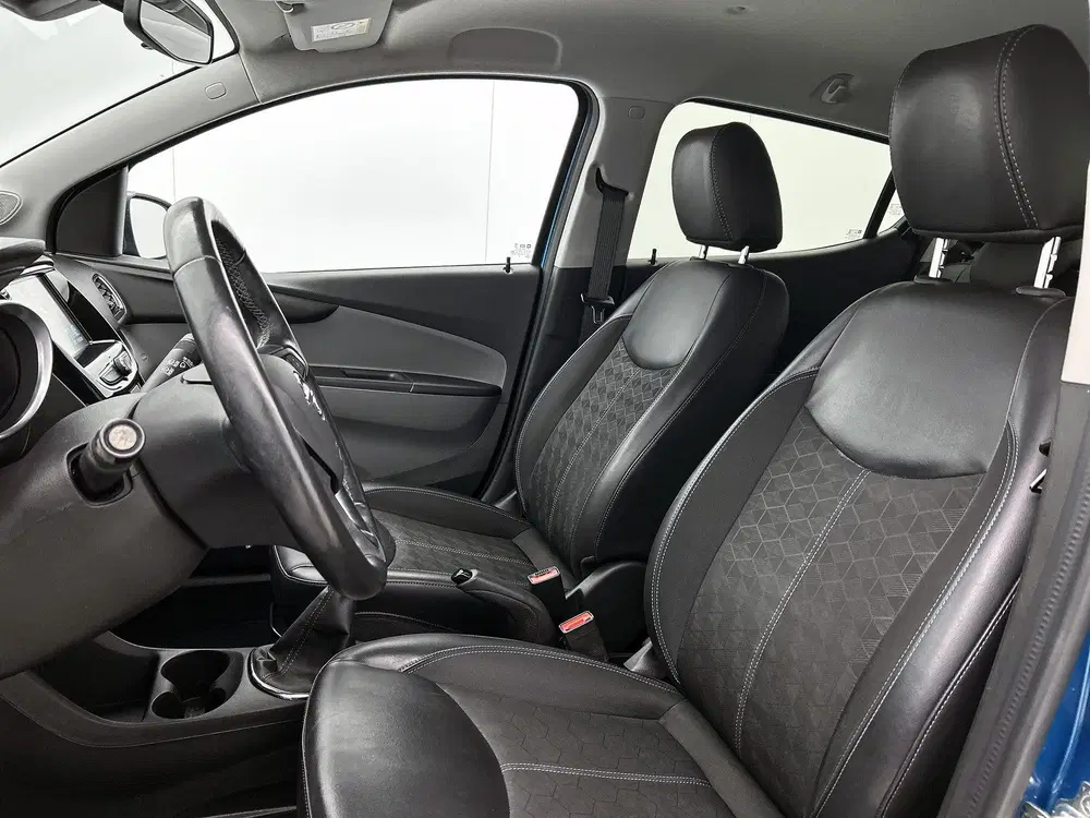 Opel Karl 1.0 ecoFLEX Innovation uit 2019, foto 15