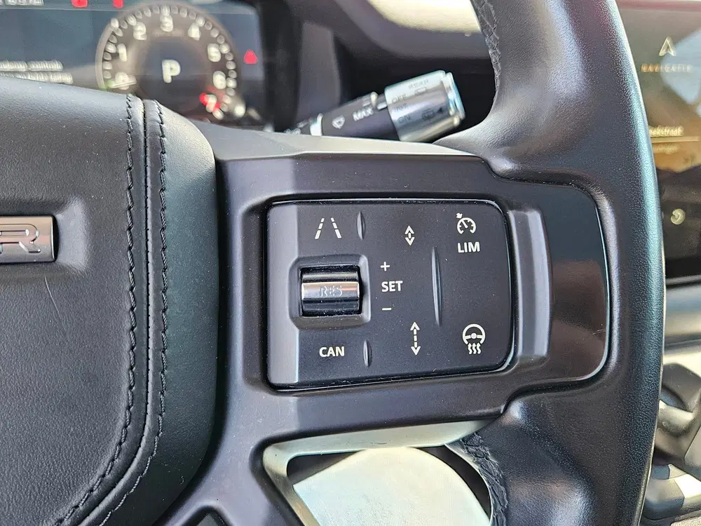 Land Rover Defender 2.0 P400e 110 ACC uit 2021, foto 12