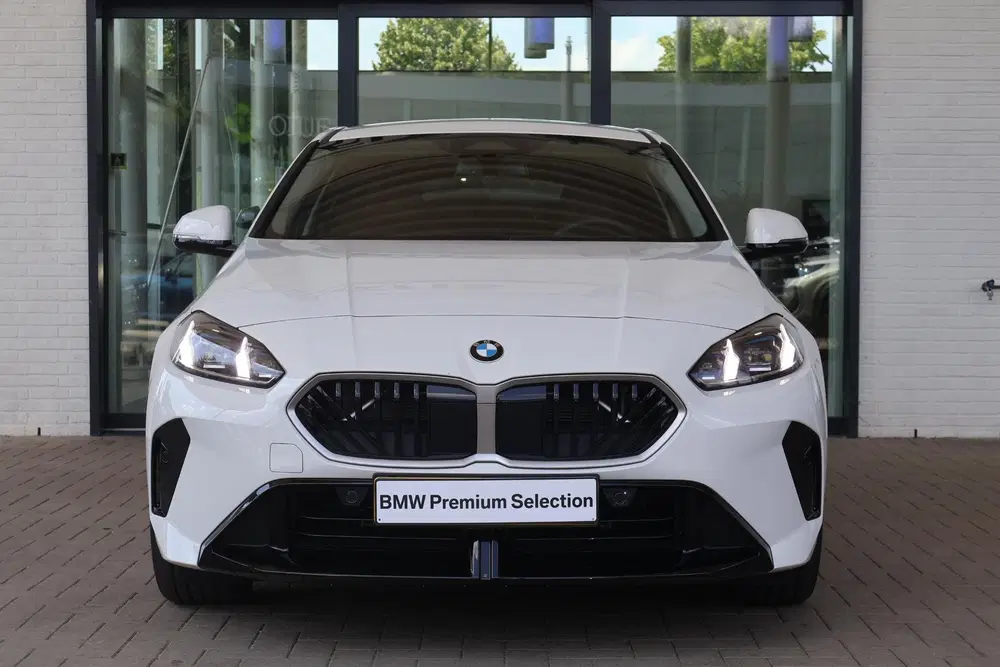 BMW 1-serie 120 M Sport Design Edition uit 2026, foto 3