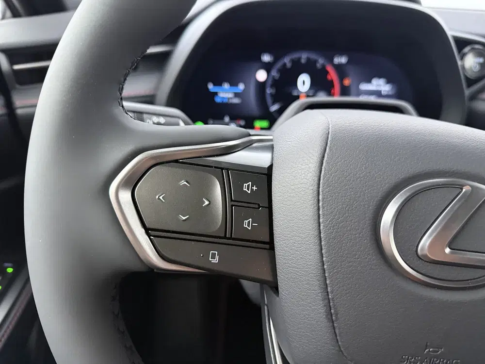 Lexus LBX Emotion 2WD uit 2026, foto 11