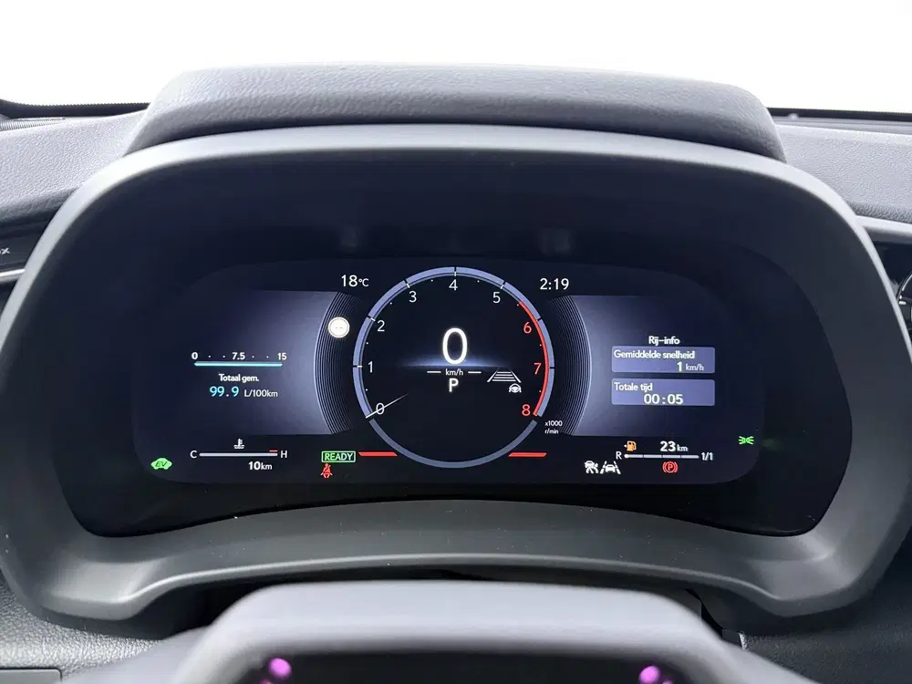 Lexus LBX Emotion 2WD uit 2026, foto 9